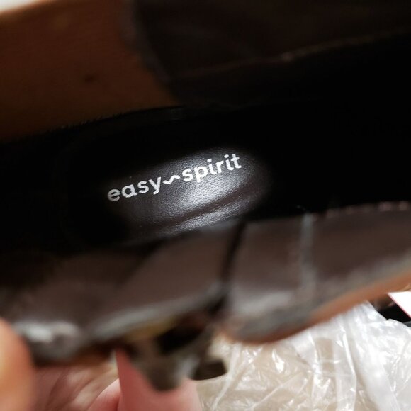 Easy Spirit Women's Casual Ankle Booties in Brown - Size 6.5 - Picture 7 of 7